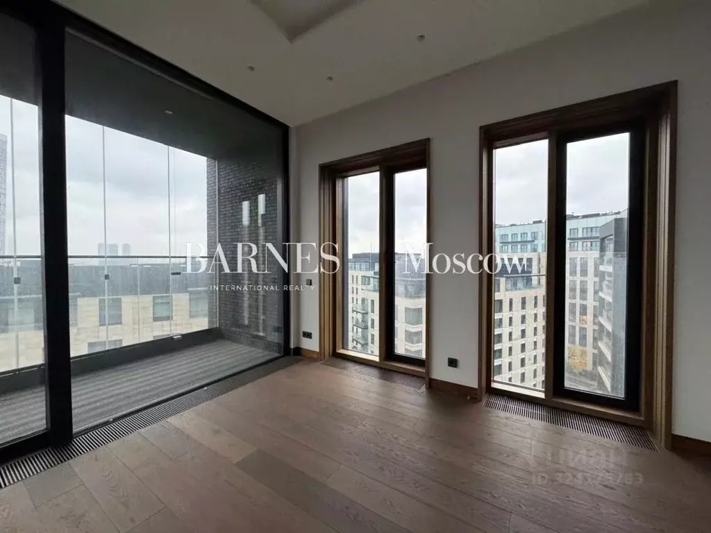 3-к кв. Москва Мосфильмовская ул., 1к8 (105.6 м) - Фото 1