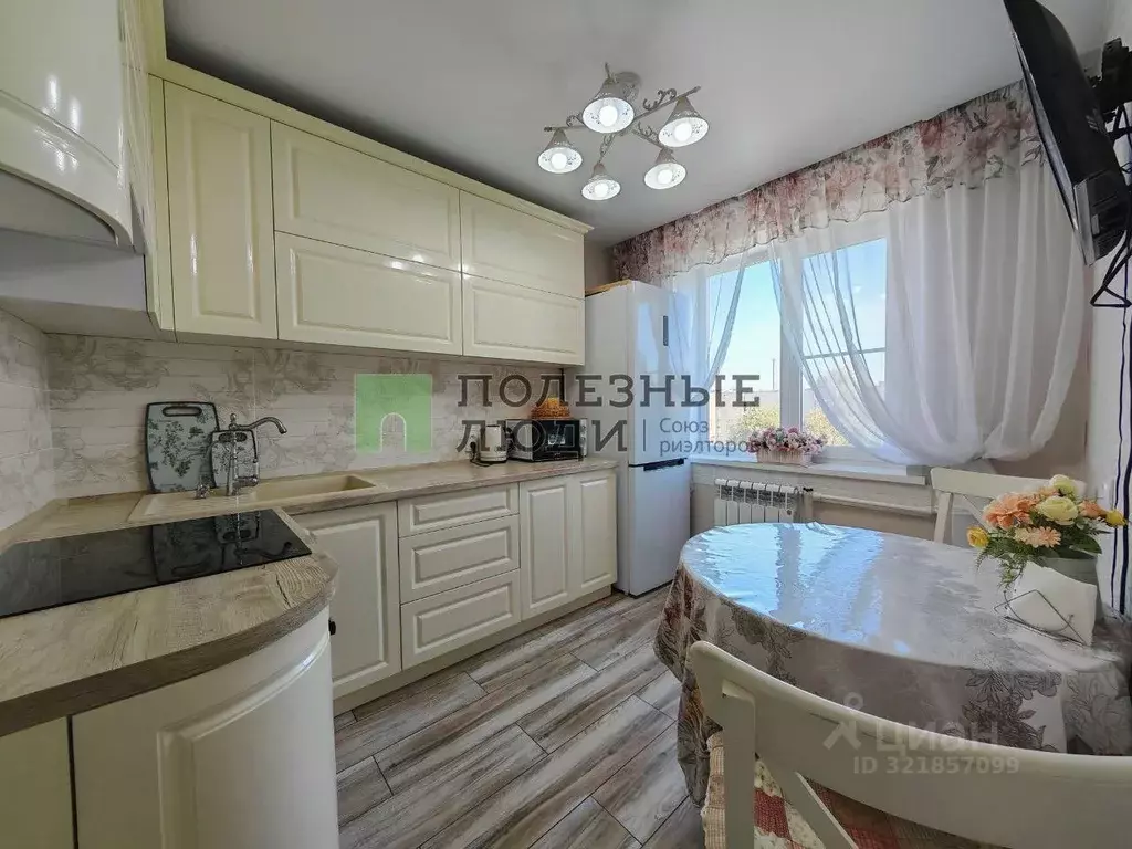 3-к кв. Курганская область, Курган ул. Яблочкина, 6 (62.5 м) - Фото 1