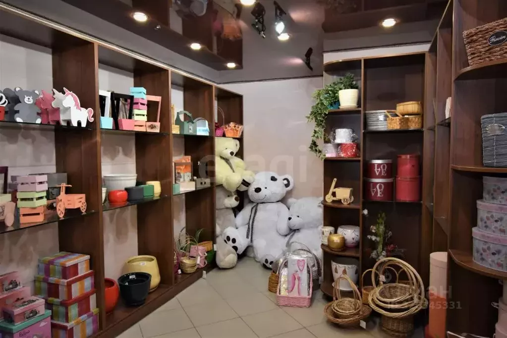 Торговая площадь в Тюменская область, Тюмень ул. Чернышевского, 2ак1 ... - Фото 1