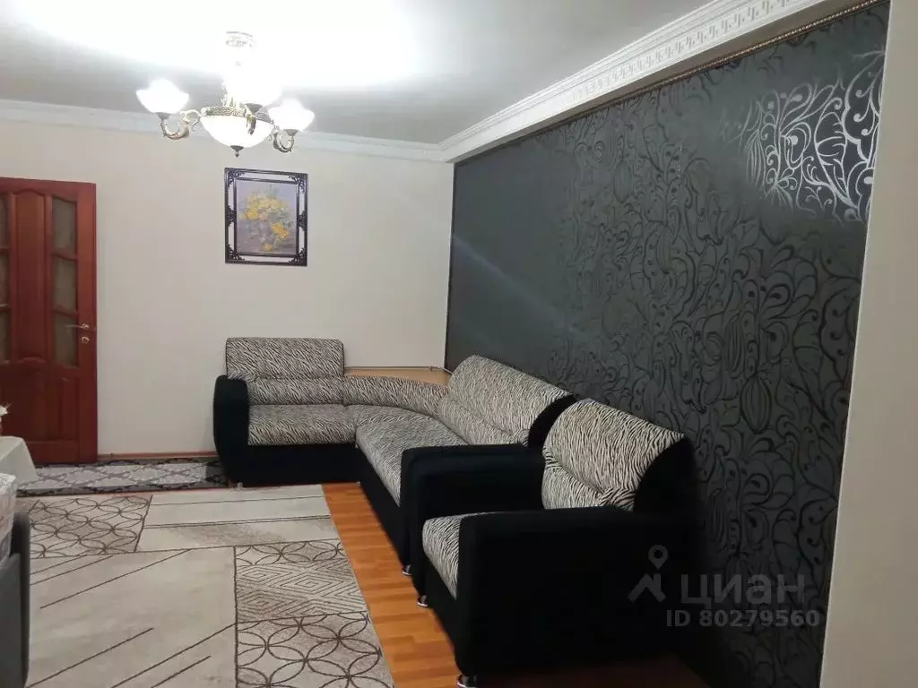 1-к кв. Дагестан, Дербент ул. У. Умурдинова, 28 (35.0 м) - Фото 0