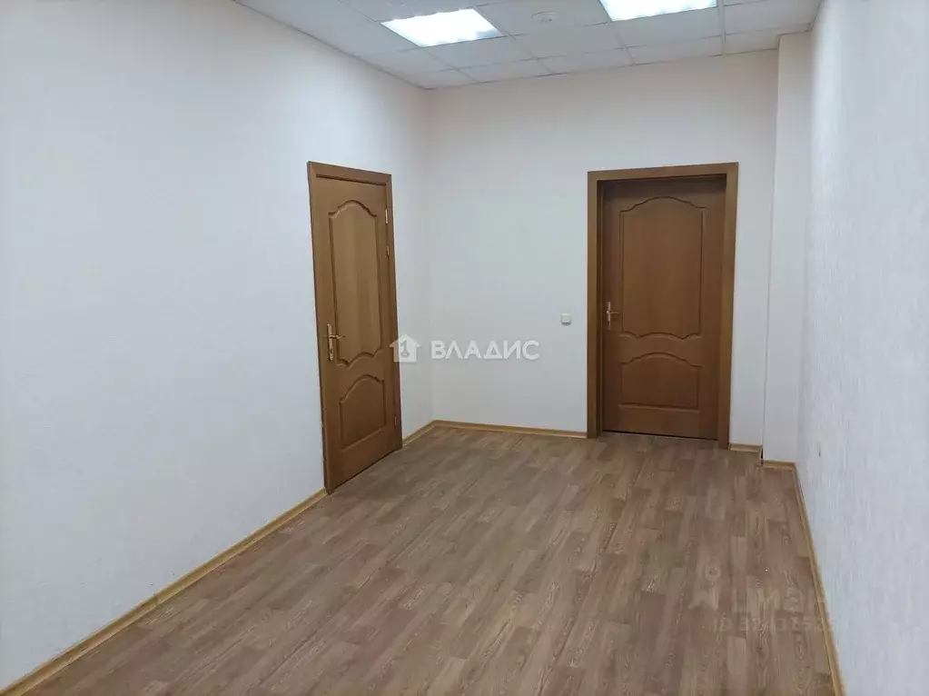 Офис в Коми, Сыктывкар Коммунистическая ул., 4 (17 м) - Фото 2