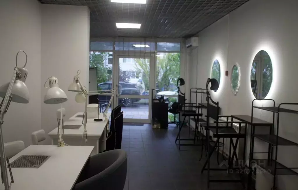 Помещение свободного назначения в Московская область, Красногорск бул. ... - Фото 1