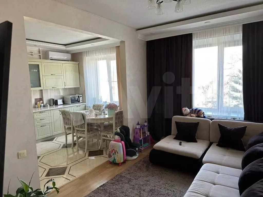 3-к. квартира, 73 м, 3/5 эт. - Фото 0