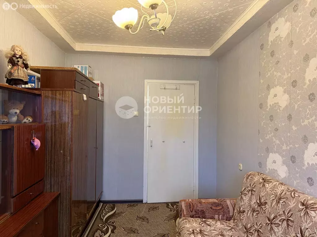 3-комнатная квартира: Нижние Серги, улица Розы Люксембург, 81 (55.6 м) - Фото 2