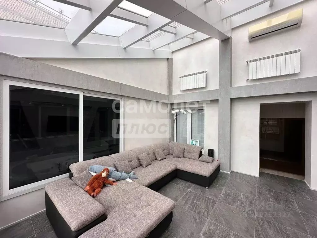 3-к кв. Санкт-Петербург Варшавская ул., 9к1 (170.0 м) - Фото 1