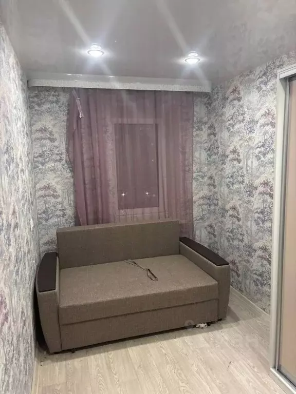 3-к кв. Тюменская область, Тюмень Военная ул., 15 (40.9 м) - Фото 1