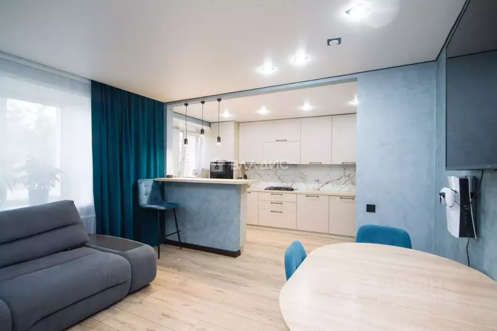 4-к кв. Саратовская область, Балаково ул. Набережная Леонова, 49 (70.6 ... - Фото 2