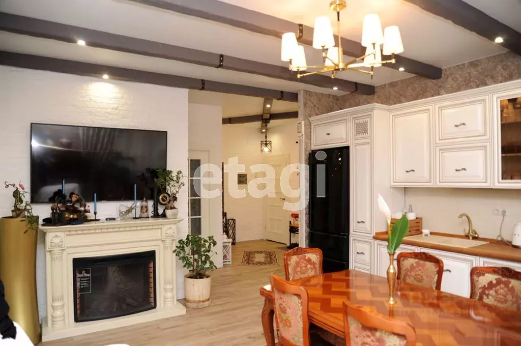 2-к кв. Воронежская область, Воронеж Багряная ул., 14Л (73.3 м) - Фото 1