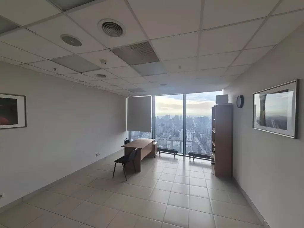 Офис в Свердловская область, Екатеринбург ул. Малышева, 51 (36 м) - Фото 1