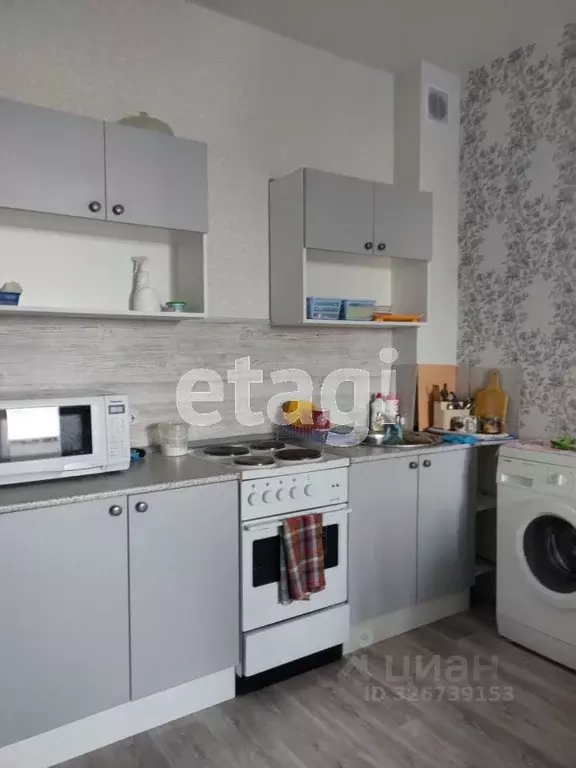 Студия Ханты-Мансийский АО, Сургут ул. Замятинская, 3/1 (28.0 м) - Фото 1