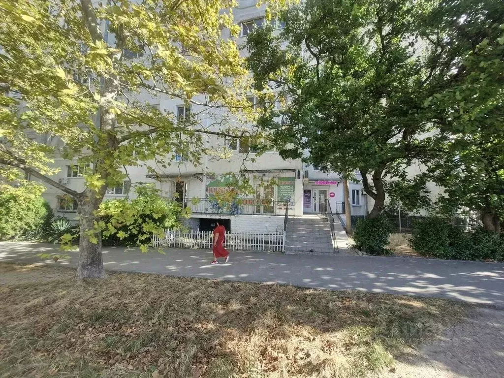 Офис в Севастополь ул. Бориса Михайлова, 1 (38 м) - Фото 2