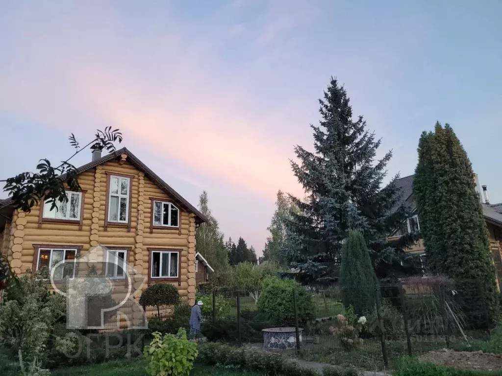 Коттедж в Москва д. Уварово, ул. Ирбис, 98 (311 м) - Фото 0
