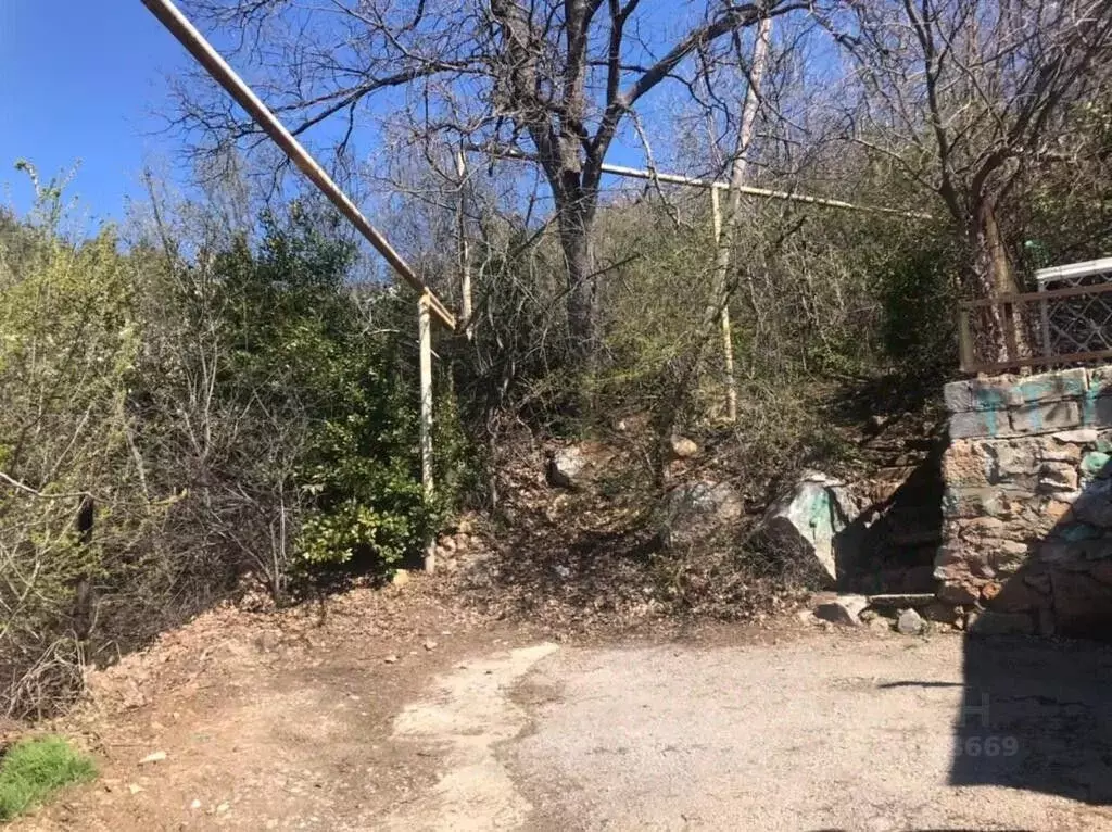 Участок в Крым, Ялта муниципальный округ, Гаспра пгт пер. Совхозный ... - Фото 1