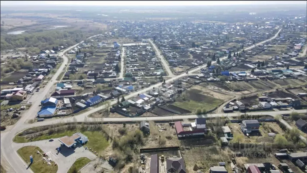 Участок в Тюменская область, с. Ярково ул. Луговая (9.54 сот.) - Фото 1