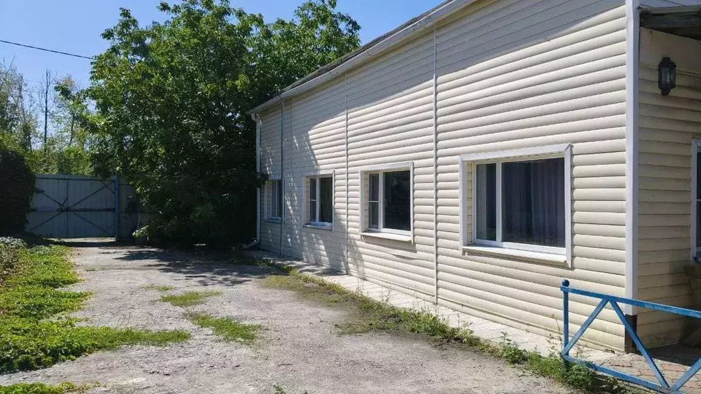 Дом в Белгородская область, Старый Оскол 43 (180 м) - Фото 1