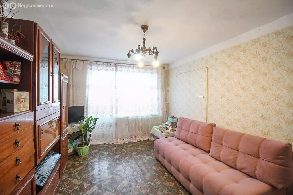 3-комнатная квартира: Новоалтайск, улица Анатолия, 41 (59 м) - Фото 0
