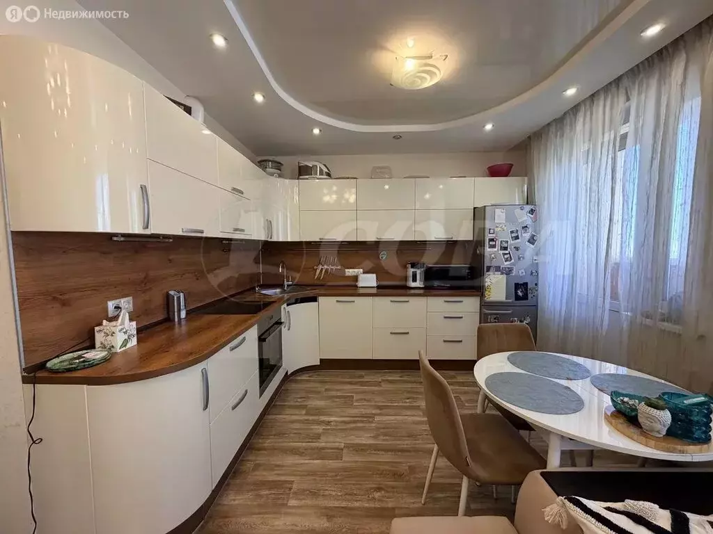 3-комнатная квартира: Тюмень, улица Казачьи Луга, 12 (69 м) - Фото 2