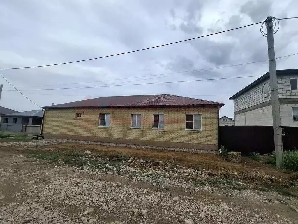 Дом в Астраханская область, Астрахань с. Новолесное, ул. 6-я ... - Фото 1