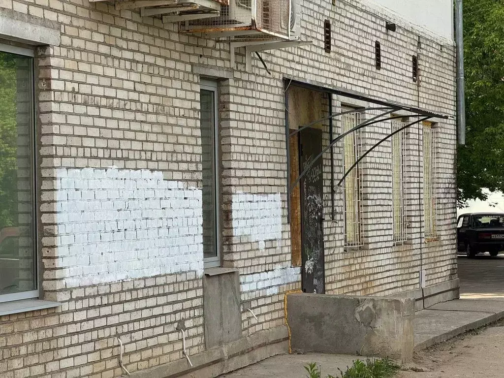 Помещение свободного назначения в Тульская область, Алексин ул. ... - Фото 1