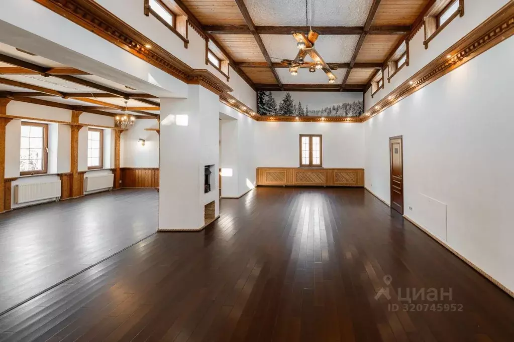 Дом в Московская область, Красногорск ул. Ткацкой фабрики (1200 м) - Фото 2