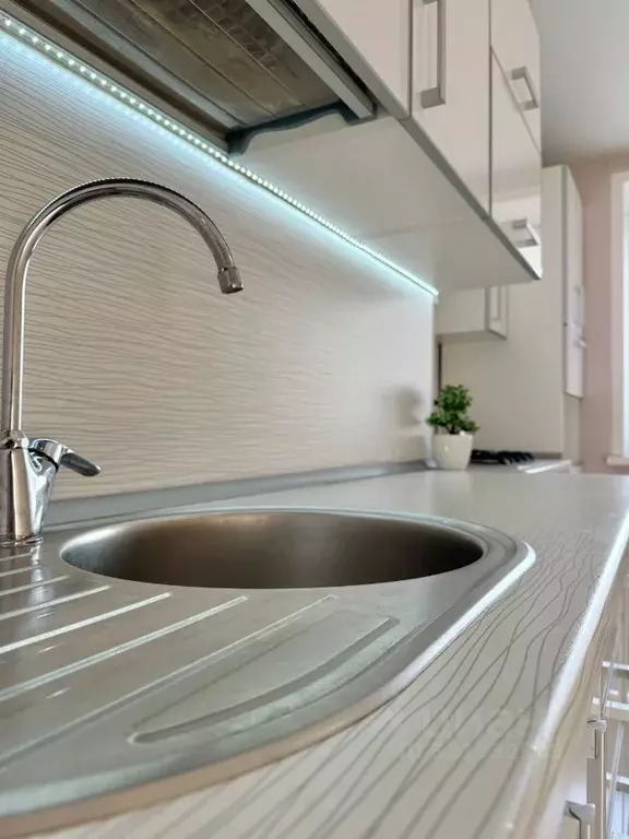 1-к кв. Татарстан, Казань ул. Безоблачная, 3 (50.0 м) - Фото 2