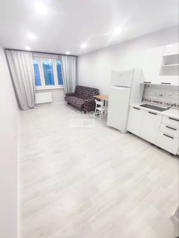 Студия Кировская область, Киров ул. Архитектора Валерия Зянкина, 11к1 ... - Фото 1