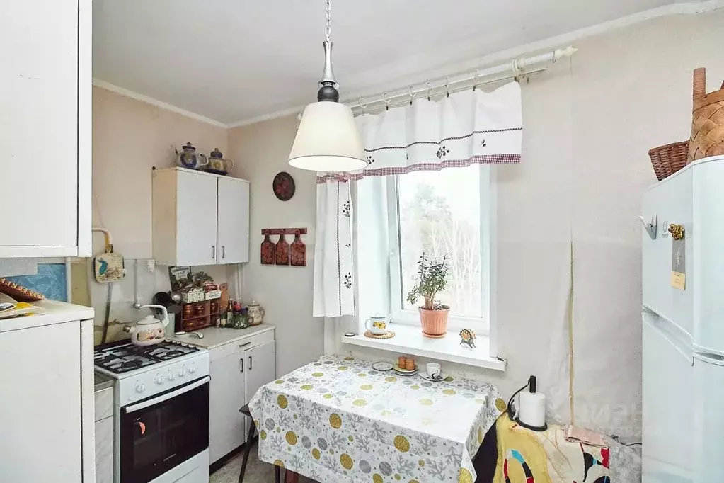 2-к кв. Тюменская область, Тюмень Лесной мкр, 13 (51.0 м) - Фото 1