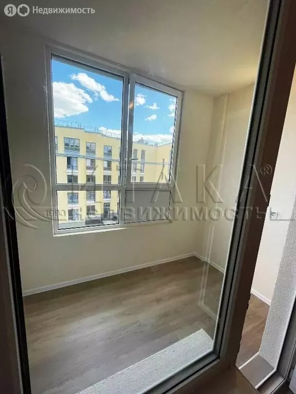 1-комнатная квартира: посёлок Шушары, улица Нины Петровой, 6к1 (36 м) - Фото 1