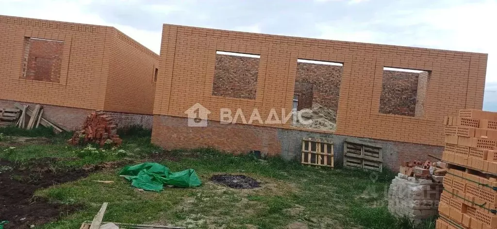 Дом в Ростовская область, Мясниковский район, с. Чалтырь ул. 50 лет ... - Фото 1