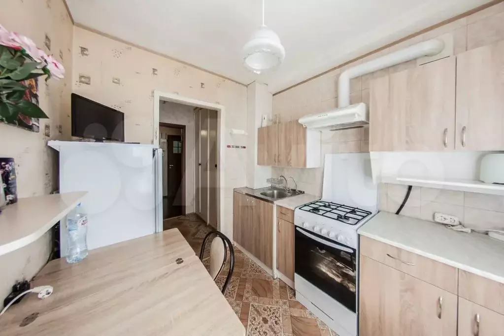 2-к. квартира, 42 м, 2/9 эт. - Фото 0