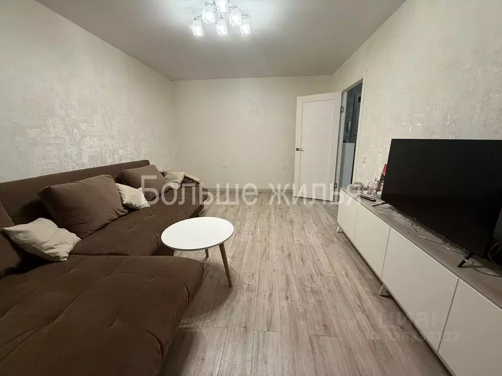 3-к кв. Волгоградская область, Волгоград ул. 64-й Армии, 135 (61.0 м) - Фото 1