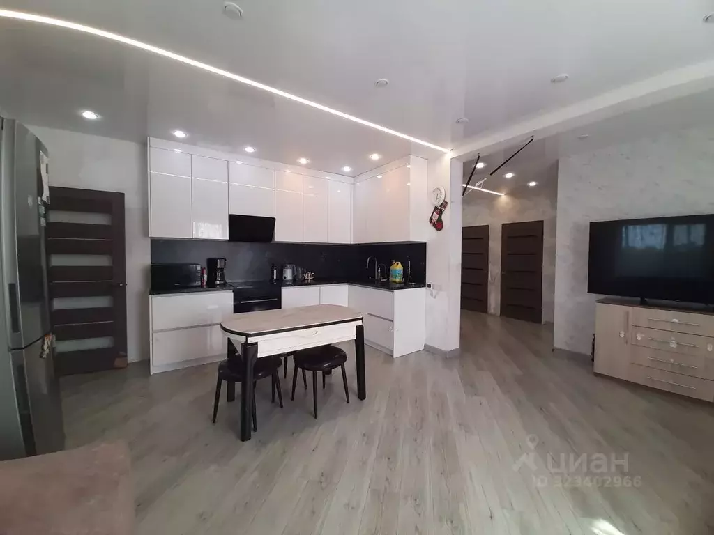 Дом в Приморский край, Октябрьский муниципальный округ, с. Покровка ... - Фото 2