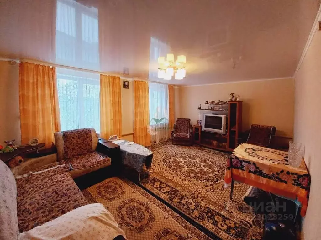 Дом в Саратовская область, Красный Октябрь рп ул. Озерная, 4 (72 м) - Фото 1