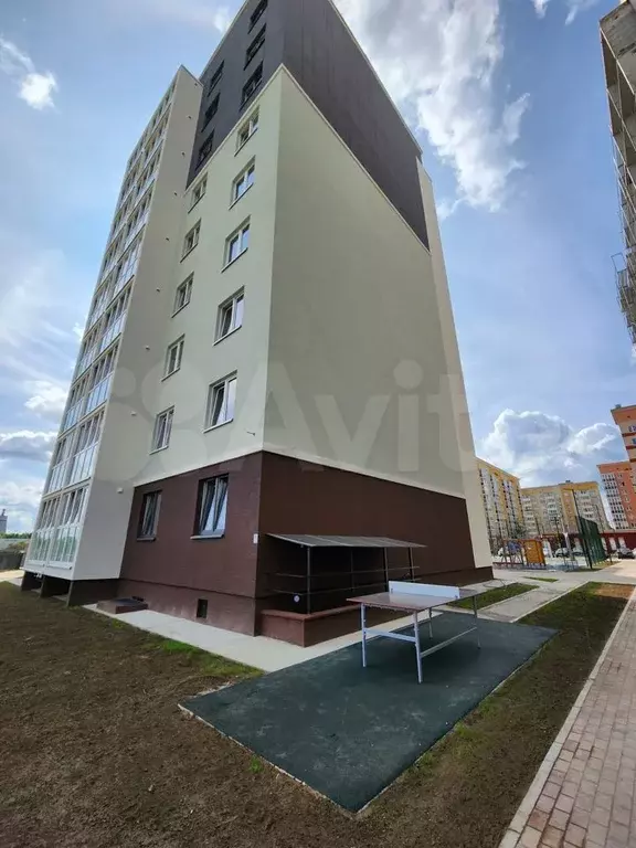 2-к. квартира, 65,5 м, 1/9 эт. - Фото 0