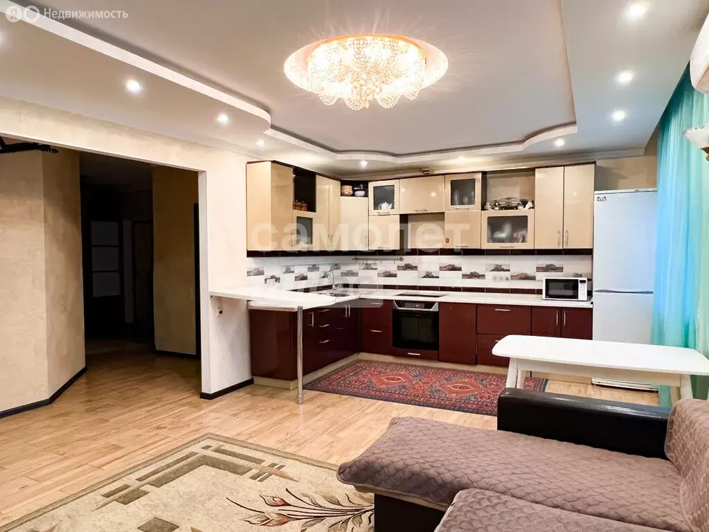 3-комнатная квартира: Домодедово, микрорайон Центральный, улица ... - Фото 1