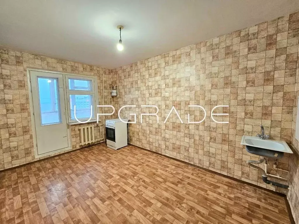 3-к кв. Орловская область, Орел ул. Картукова, 10 (73.0 м) - Фото 0