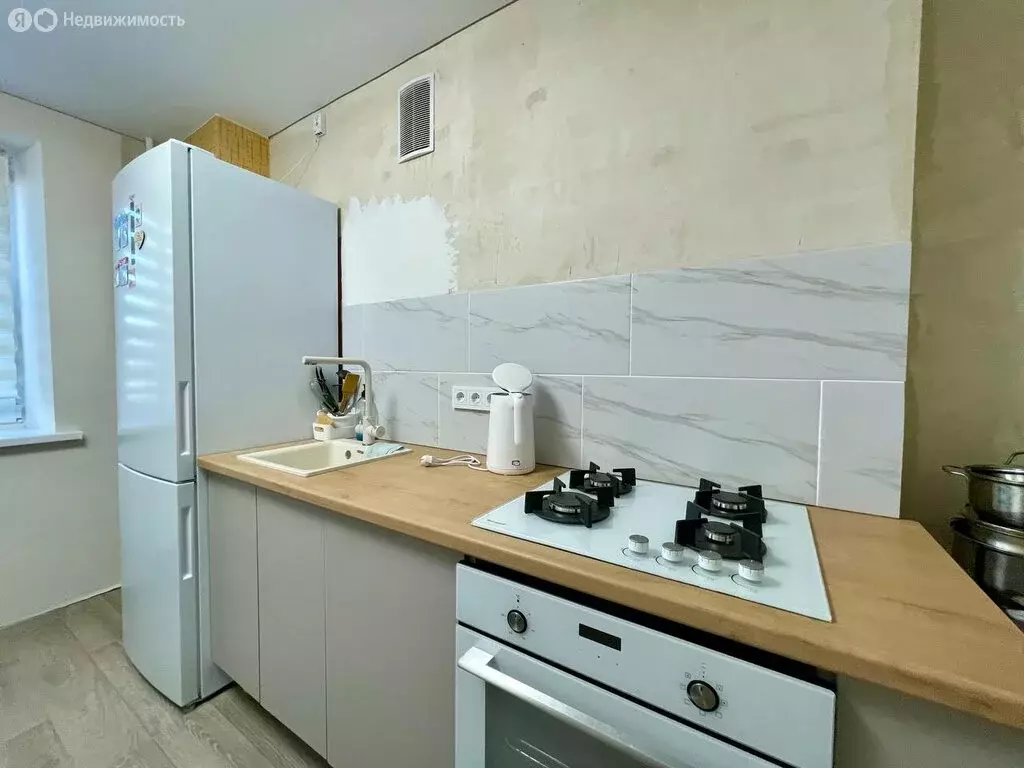 2-комнатная квартира: Волгоград, улица 70-летия Победы, 31 (49.1 м) - Фото 0