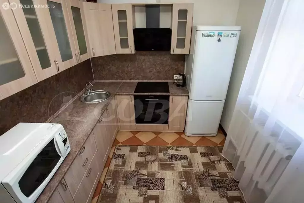 2-комнатная квартира: Тюмень, Минская улица, 65к1 (61 м) - Фото 1