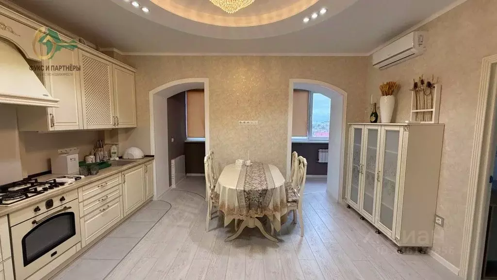 2-к кв. Крым, Евпатория ул. Толстого, 38А (66.7 м) - Фото 1