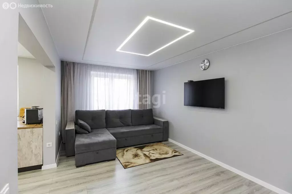 3-комнатная квартира: Тюмень, улица Жуковского, 88/1 (88.9 м) - Фото 1