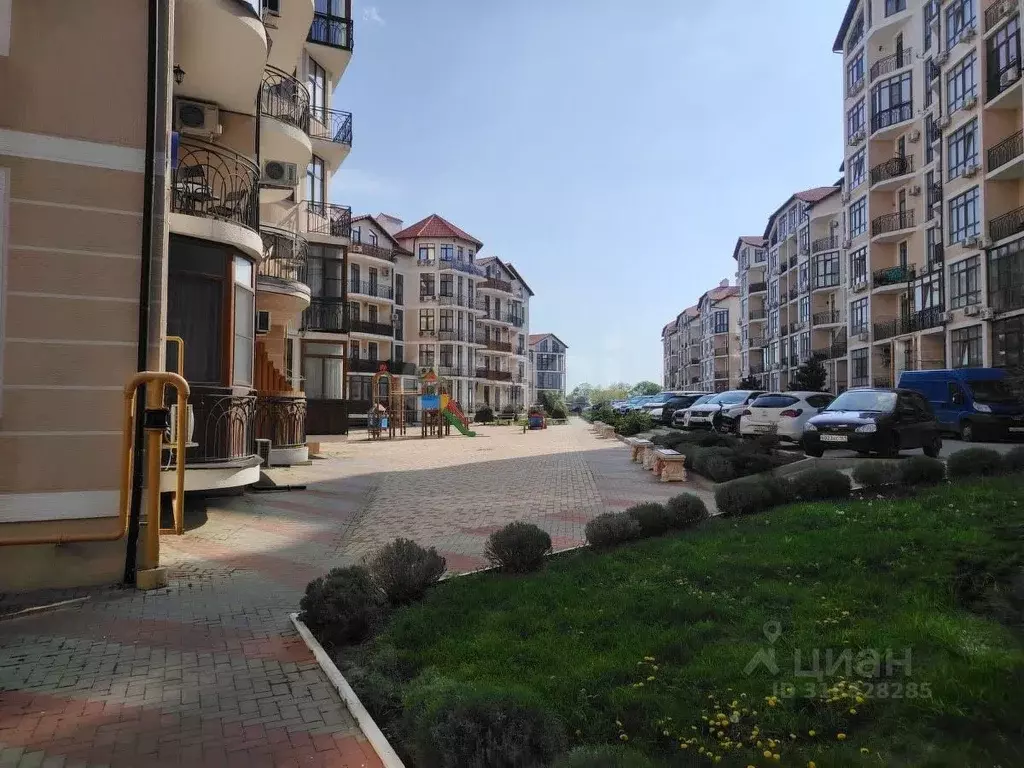2-к кв. Краснодарский край, Геленджик Крымская ул., 22к19 (76.0 м) - Фото 0