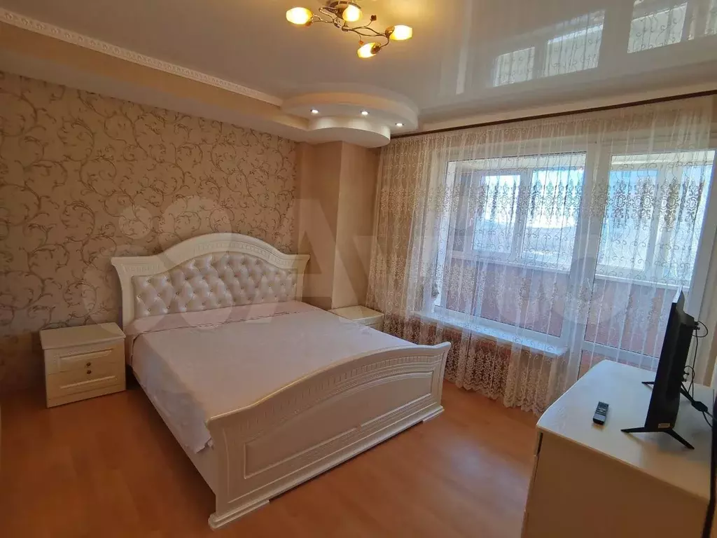 3-к. квартира, 80м, 3/12эт. - Фото 0