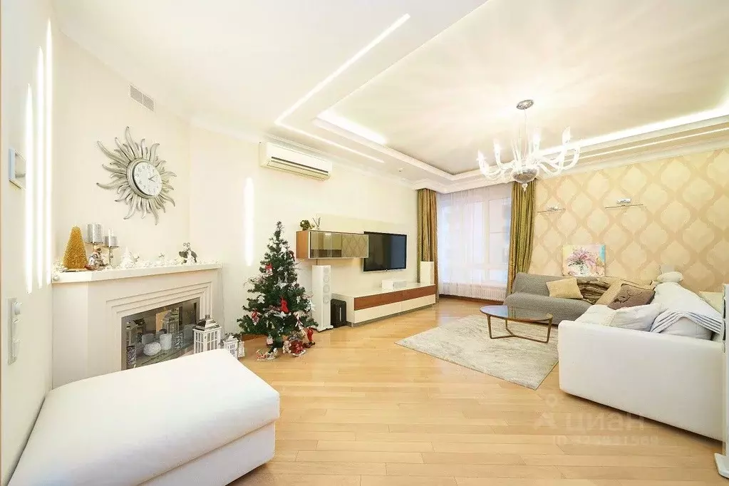 5-к кв. Москва Мосфильмовская ул., 70к5 (215.9 м) - Фото 1