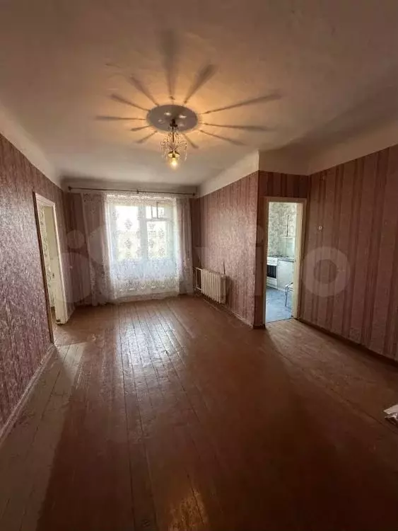 2-к. квартира, 42,3 м, 4/4 эт. - Фото 0