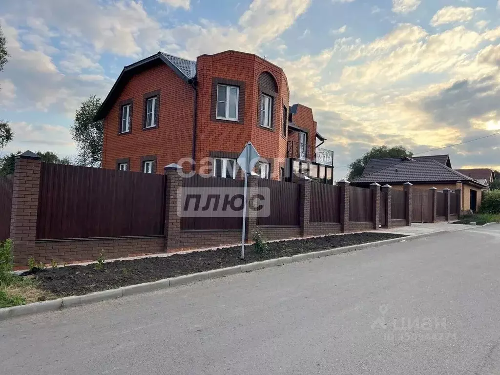 Дом в Курская область, Курск ул. 8-й Лог (236 м) - Фото 2