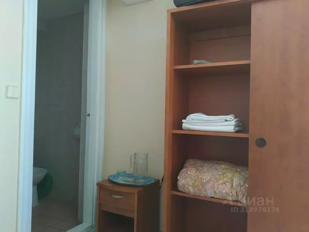 Комната Крым, Алушта ул. Октябрьская, 5 (11.0 м) - Фото 1