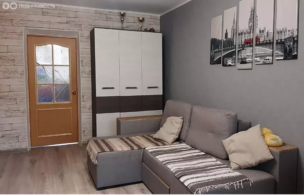 3-комнатная квартира: Хабаровск, Владивостокская улица, 53 (58 м) - Фото 2