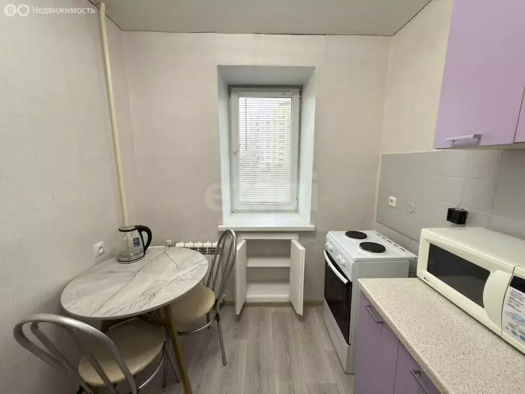 1-комнатная квартира: Челябинская область, Озерск, улица Дзержинского, ... - Фото 2