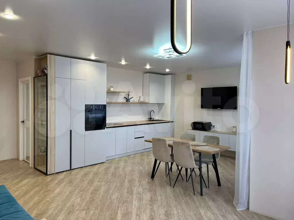 3-к. квартира, 80 м, 3/9 эт. - Фото 1