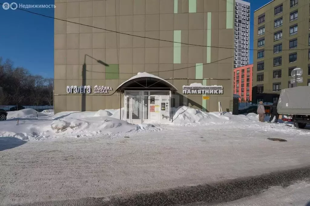 Торговая площадь (200 м) - Фото 2